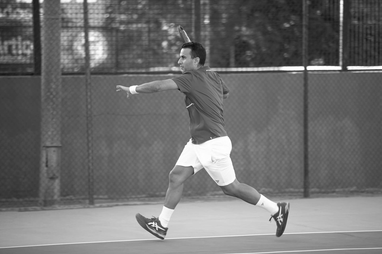 Supplements for tennis players from Centenarian Road, designed to enhance performance, support joint health, and boost energy during matches.