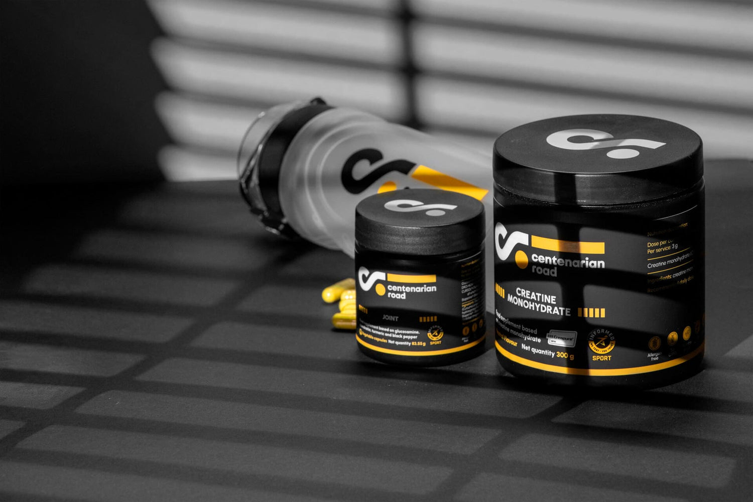 Creatina certificada por Creapure, suplemento de alta calidad para mejorar la fuerza y el rendimiento físico en entrenamientos intensos.